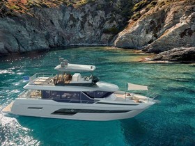 Prestige Yachts X60