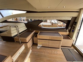 Koupit 2015 Azimut Yachts 60