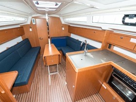 2017 Bavaria Yachts 34 Cruiser на продаж