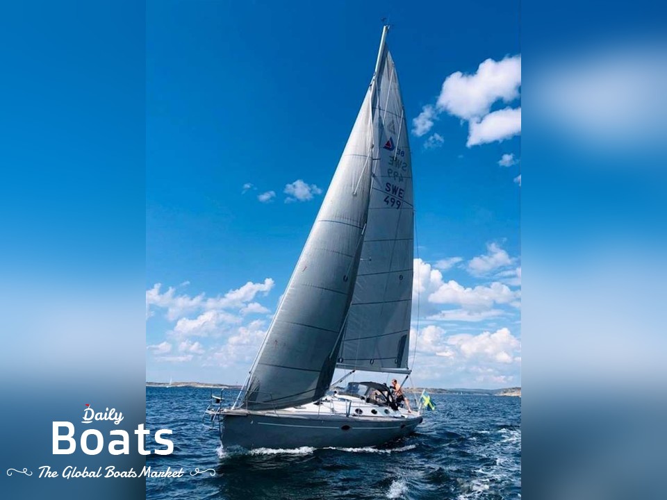 2008 Diva 38