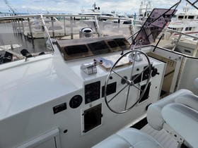 1986 Hatteras Yachts Cockpit Motoryacht