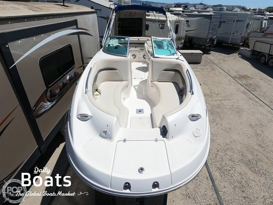 2004 Chaparral Boats 24 for sale. View price, photos and Buy 2004