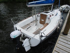 2011 Bénéteau Boats First 21.7S za prodaju