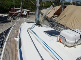 2002 Bavaria Yachts 37