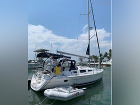 2008 Hunter 33