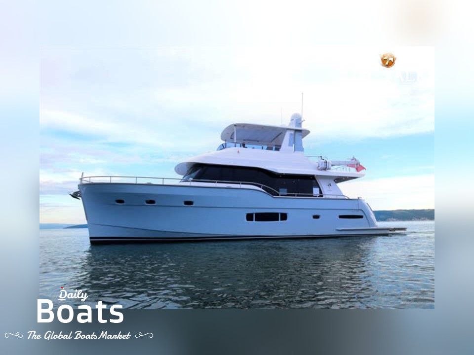 2016 Outer Reef 620 Trident