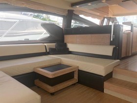 2013 Azimut Yachts 64