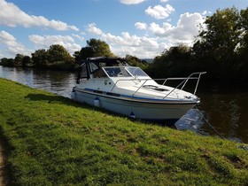 Fairline Carrera