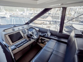 2018 Prestige Yachts 560