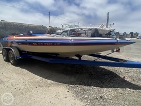 1989 Carrera Boats 200 til salgs