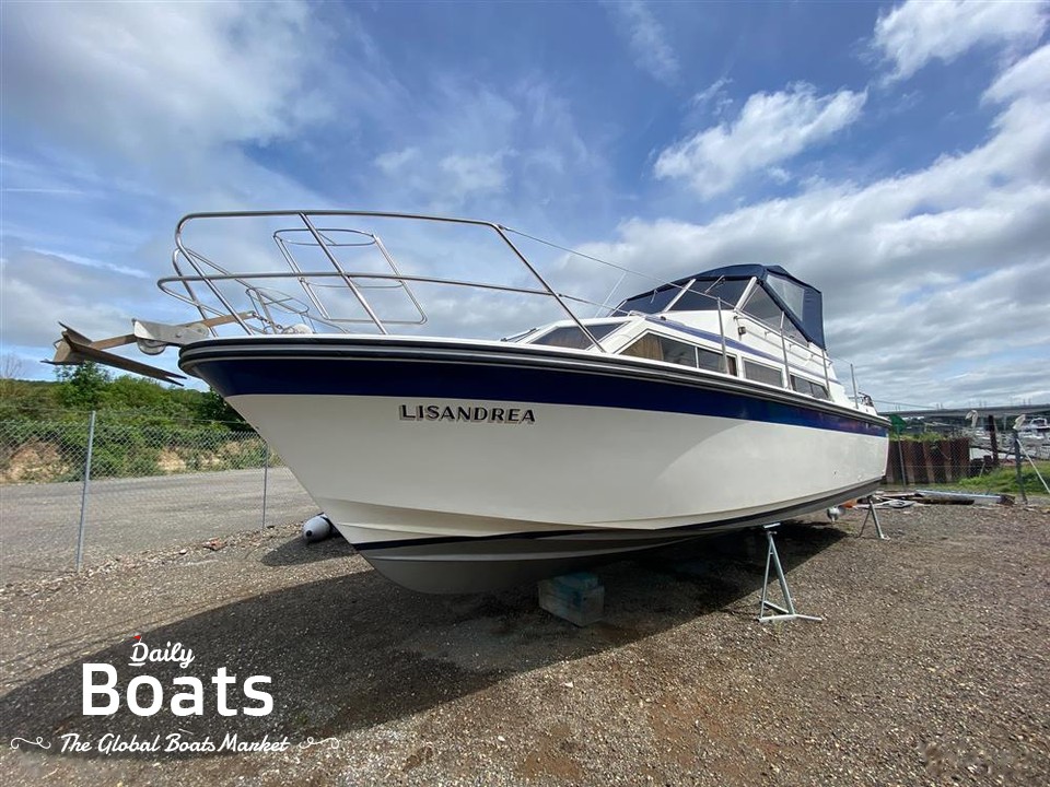 1981 Fairline Phantom 32