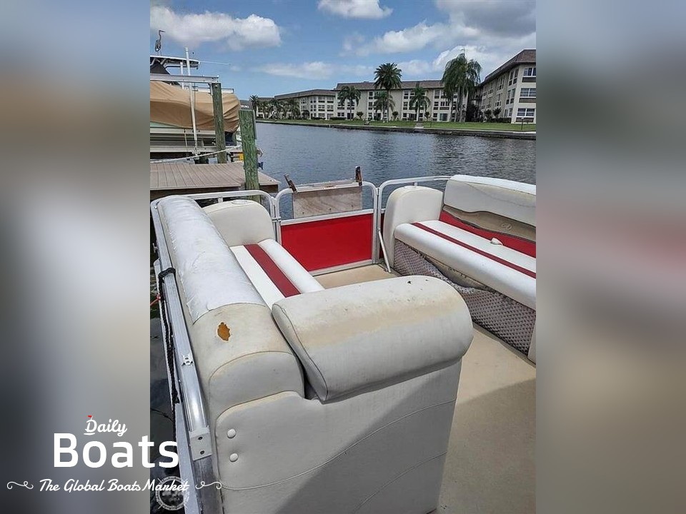 2011 Avalon Pontoon Boats 24 for sale. View price, photos and Buy 2011