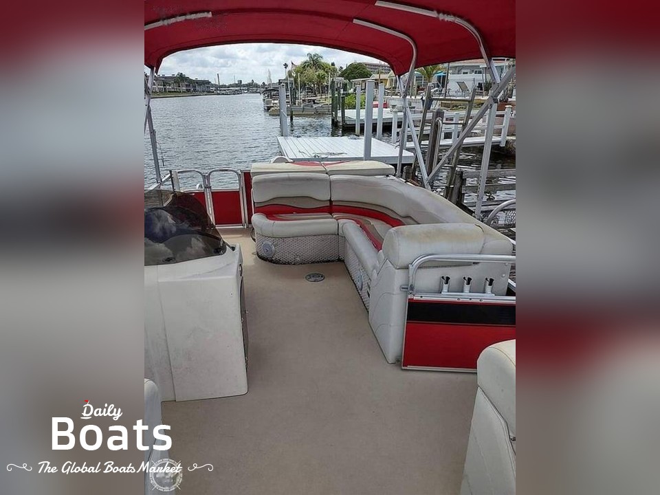 2011 Avalon Pontoon Boats 24 for sale. View price, photos and Buy 2011