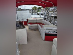 2011 Avalon Pontoon Boats 24