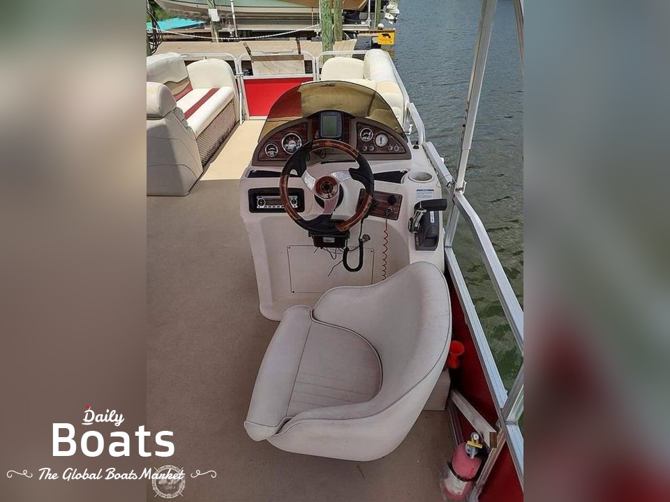 2011 Avalon Pontoon Boats 24 for sale. View price, photos and Buy 2011