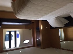 2011 Pershing 64