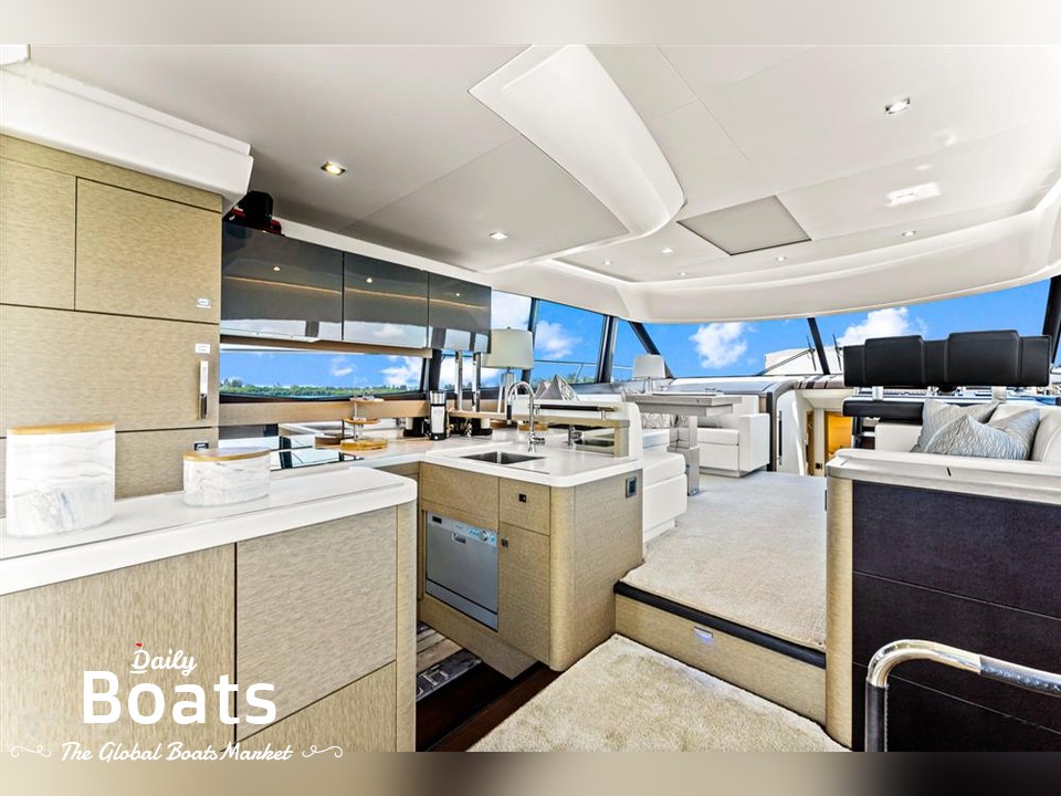 2017 Prestige Yachts 560 for sale. View price, photos and Buy 2017