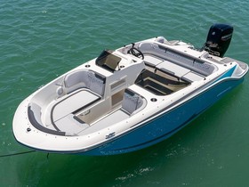 2022 Bayliner Boats M17
