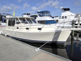 Mainship 34 Pilot Sedan