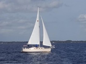 Купить 2010 Island Packet Yachts Estero