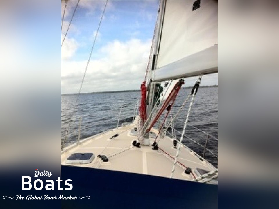 2010 Island Packet Yachts Estero for sale. View price, photos and Buy