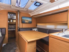 Buy 2019 Dufour 390