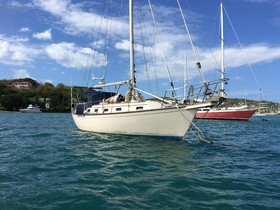 1996 Island Packet Yachts 37