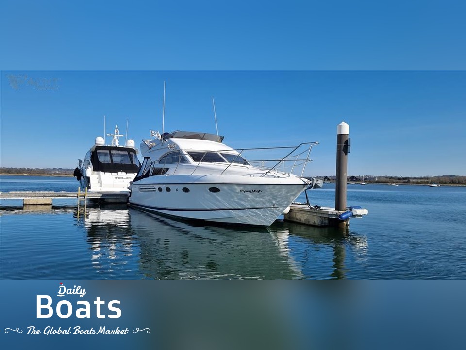 2001 Fairline Phantom 38