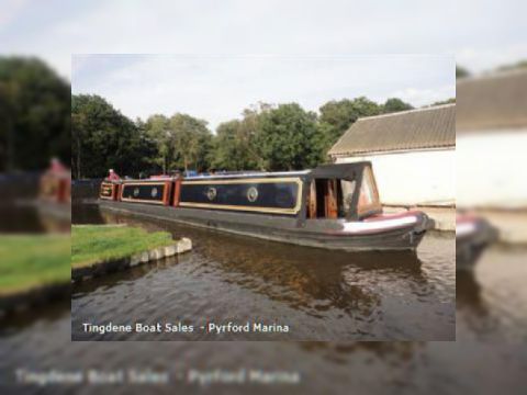  Narrow Boat Stowe Hill Marine With Traditional Ste