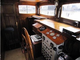 Koupit 1914 Spits