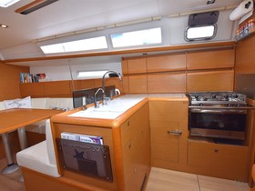 2015 Jeanneau Sun Odyssey 379