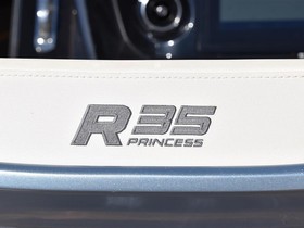 2020 Princess R35 на продаж