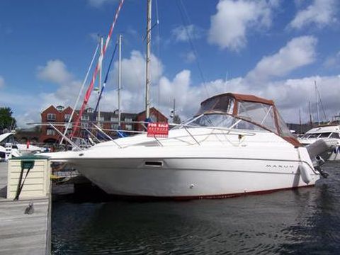 Maxum 2400 Scr