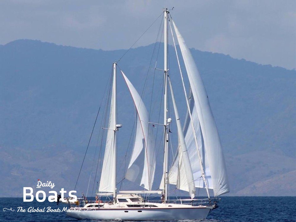 2006 Amel 54