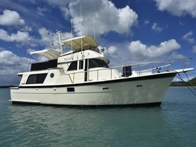 Hatteras Yachts 48