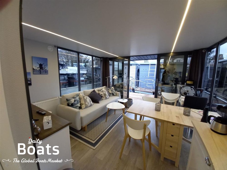 La Mare Houseboats Apartboat El for sale. View price, photos and Buy La