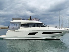 Prestige Yachts 420 Flybridge