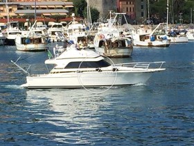 Bertram Yachts 37 Convertible