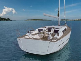 2021 Dufour 360
