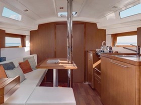 2022 Bénéteau Boats Oceanis 381 zu verkaufen