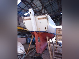 Купити 1960 Burnes Belmore Sloop