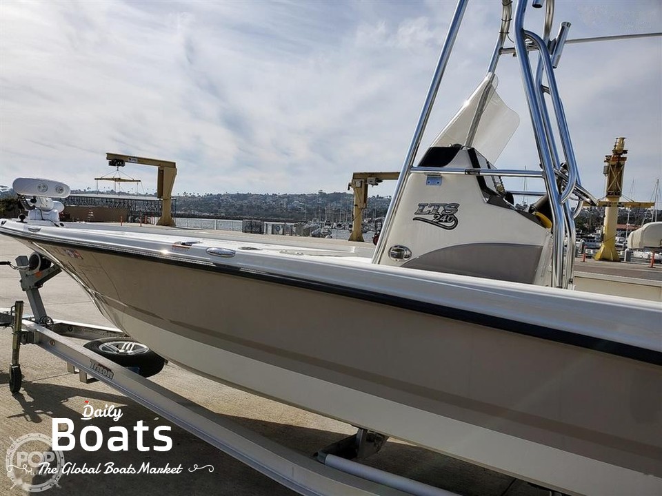 2017 Triton Boats 240 Lts for sale. View price, photos and Buy 2017