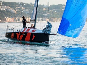 Buy 2022 Bénéteau Boats First 27