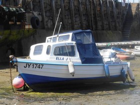 Redbay Boats Fast Fisher