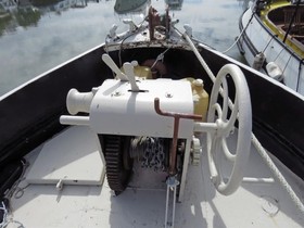 Dutch Barge 15.23