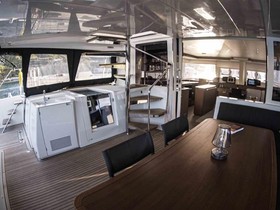 Osta 2018 Lagoon Catamarans 560