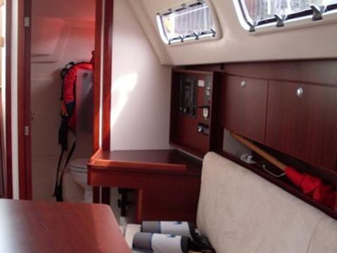 2010 Hanse 320