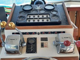 1986 Bertram Yachts 33