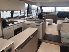 2018 Prestige Yachts 680 za prodaju