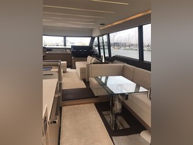 2018 Prestige Yachts 680 satın almak